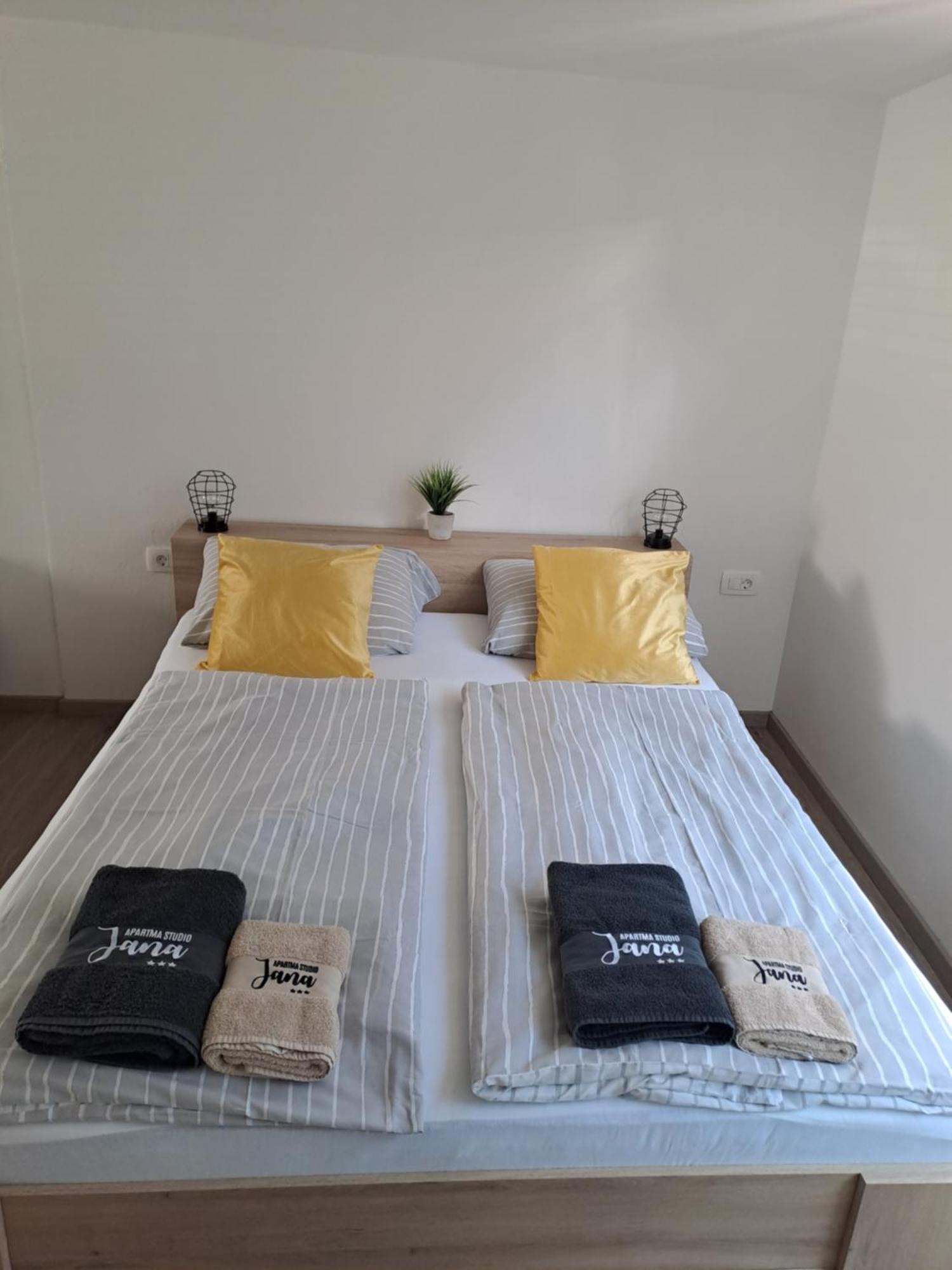 Apartma Studio Jana 크라니스카고라 외부 사진